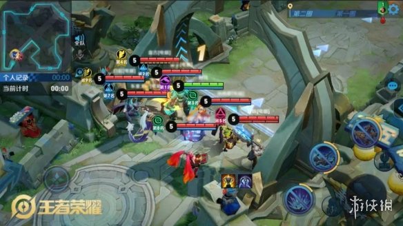 王者快跑活动中，每局系统裁判员会从英雄池中随机提供几名英雄供召唤师们选择呢 王者 1