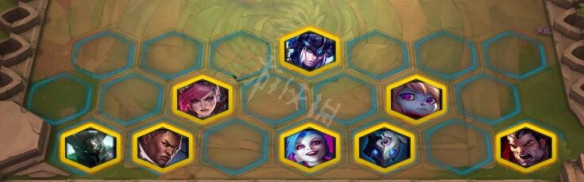 《云顶之弈》宗师怎么到王者 宗师段位运营手法教学 3