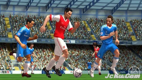《FIFA 11》Wii版秋季发售 街头模式细节及新图 4